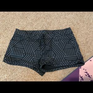 Hurley black and gray shorts size 29
